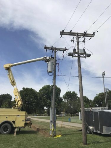 38391424_1792202117531668_2640505473643577344_n